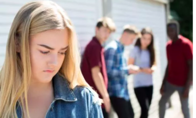 mental disorders spread between teenagers